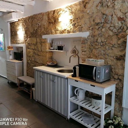 Cozy Loft In The Heart Of Cagliari Villa Exterior foto